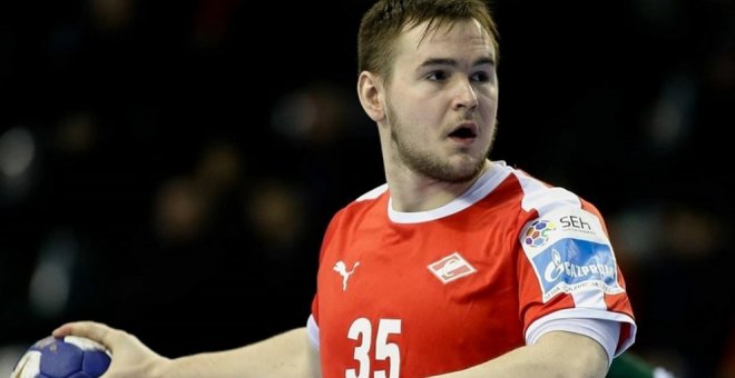 El Balonmano Santoña ficha Evgeniy Voynush