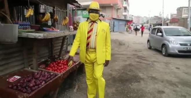 Maina Mangi, un referente que reparte alegría y color por las calles de Nairobi, Kenia