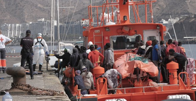 Quejas de Salvamar ante un rescate de un cayuco: "Esto no se hace, es jugar con vidas humanas"