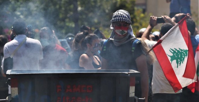 "¡Abajo el Gobierno corrupto!": las protestas vuelven a las calles de Beirut avivadas por la explosión