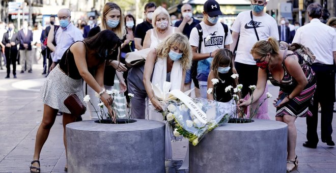 Les víctimes del 17-A: entre l’oblit i la desídia institucional