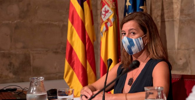 Baleares limita a diez personas las reuniones e impone mascarilla en el trabajo