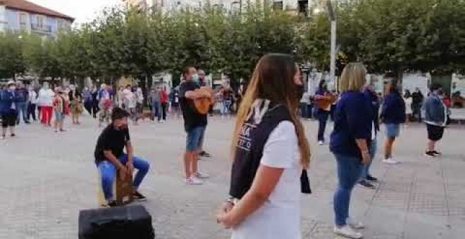 La Salve Marinera a la Virgen del Puerto volvió a cantarse en Santoña