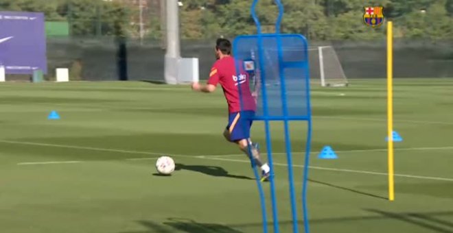 Messi se entrena a las órdenes de Koeman