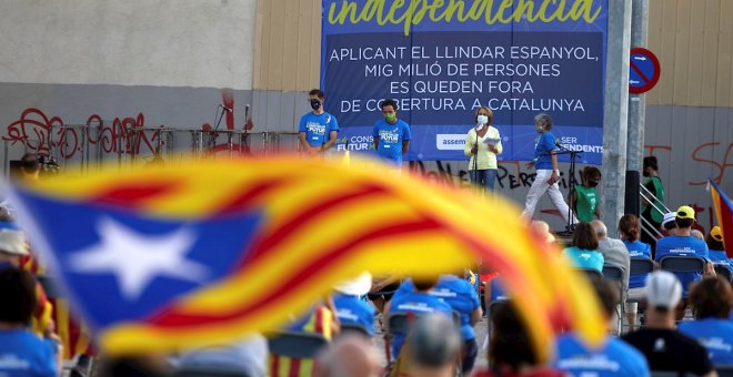 Los reproches a los partidos independentistas y las llamadas a buscar una estrategia unitaria marcan la Diada más atípica