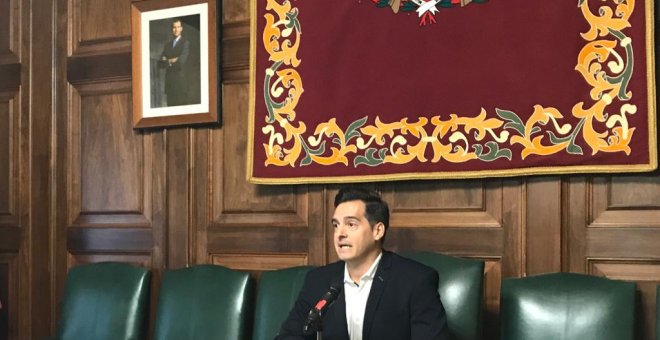 Ciudadanos se inventa en Teruel un problema que no existe, la 'okupación', y Twitter responde: "Es más peligroso ver a gente sin casa"