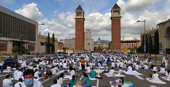 Acaben sense acord cinc dies consecutius de vaga dels MIR