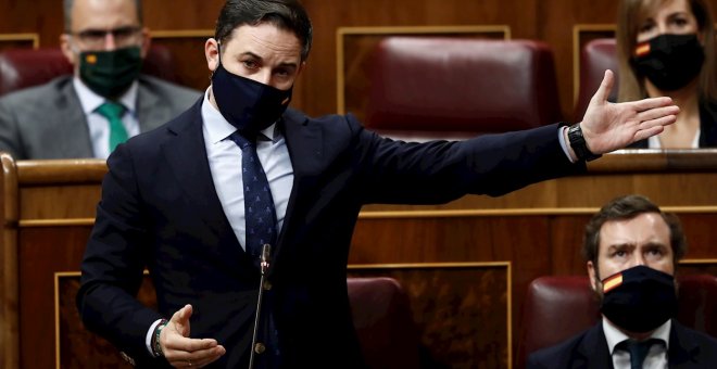 Abascal se 'disfraza' de Trump: señala a China como "amenaza" y responsable del virus y a Vox como víctima del Gobierno