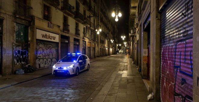 Un guardia urbano dispara a un sintecho que intentó agredirle con cuchillo