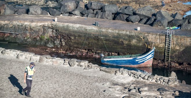 Moren almenys 140 migrants per l'enfonsament d'una embarcació que es dirigia a Canàries