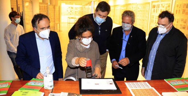 Torrelavega tendrá un fechador turístico permanente en Correos dedicado a la iglesia de la Virgen Grande