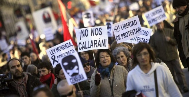 El Congreso da un nuevo paso para reformar la ley mordaza con el único rechazo de PP y Vox