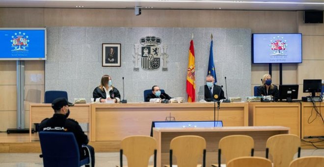 La célula de Ripoll vendió joyas robadas para comprar explosivos en tiendas