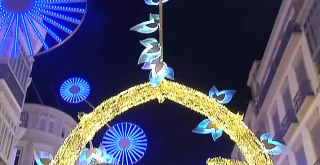 Ambiente navideño en Málaga con su espectacular alumbrado