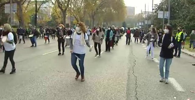 Miles de personas salen a la calle en Madrid para reivindicar la Sanidad Pública