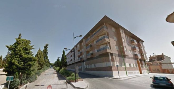 La PAH se moviliza contra un desahucio masivo en la Pobla de Vallbona