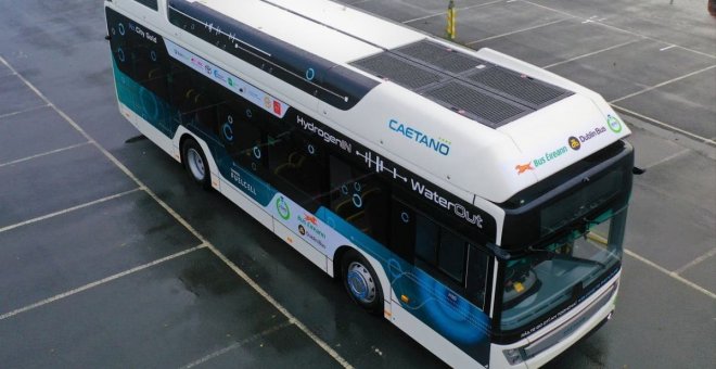 Dublín comienza a probar autobuses de hidrógeno con pila de Toyota