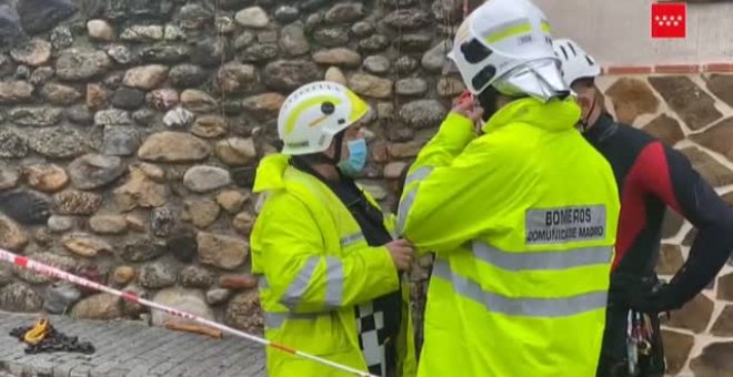 Localizado el cadáver del operario de Rascafría dentro de la retroexcavadora