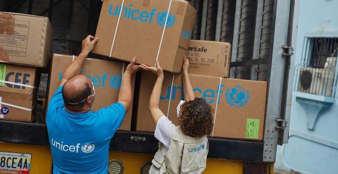 UNICEF transportará 850 toneladas de vacunas de la COVID-19 al mes