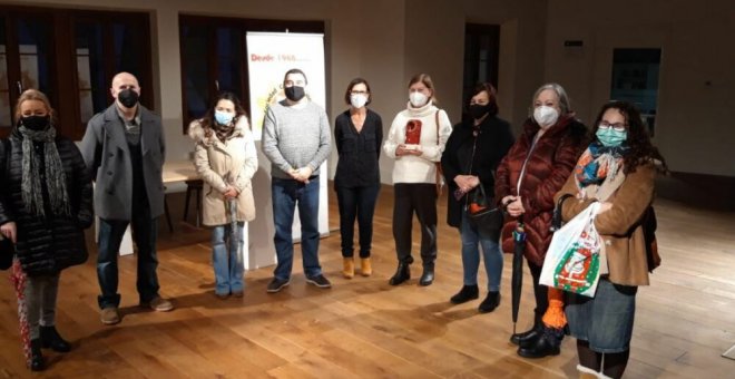 La Sociedad Cultural Gijonesa premia la labor de la plantilla de Cabueñes