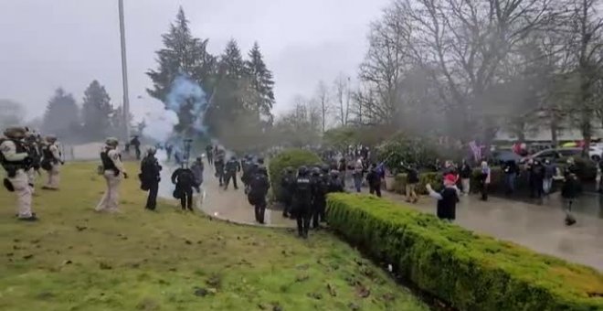 Las manifestaciones violentas de republicanos radicales se trasladaron a otros estados