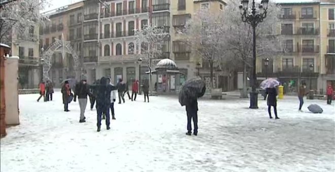 Llegan las nevadas a la zona centro