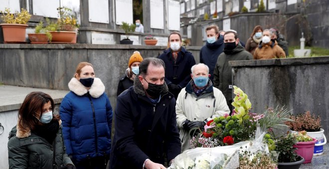 El hijo de un edil del PP asesinado por ETA, a Casado: "Que sus políticas se basen en algo más que en nuestros muertos"