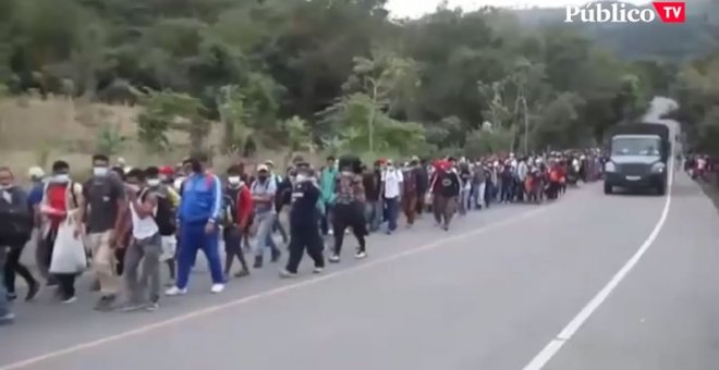 El ejército de Guatemala golpea a la caravana de migrantes