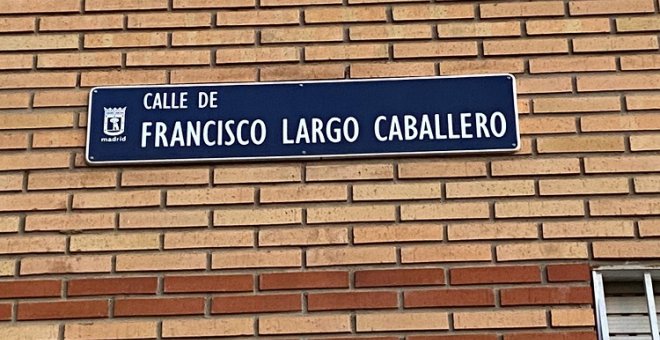 Un juez ordena la suspensión cautelar de la orden de retirada de las calles de Largo Caballero y Prieto