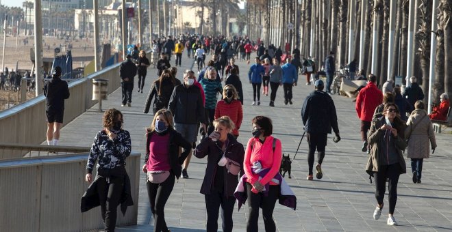 DIRECTO | Simón cree que España está llegando al "pico máximo" de la tercera ola de contagios, "o incluso descendiendo"