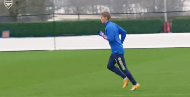 Ødegaard ya entrena con el Arsenal