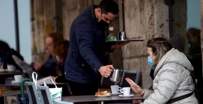 La pandemia destruyó 622.600 empleos y elevó la tasa de paro al 16,1% en 2020