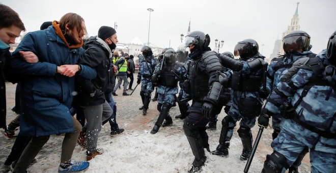 Más de 1.500 detenidos durante las protestas en Rusia en apoyo del opositor Navalni