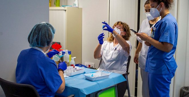 S'intensifica el descens dels indicadors epidemiològics, tot i un repunt de la pressió assistencial