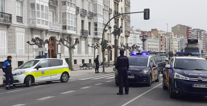 La Policía pone 53 denuncias por no respetar el toque de queda y 30 por no usar la mascarilla correctamente