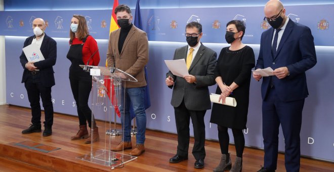 Partidos independentistas y republicanos piden en el Congreso conocer con "luz y taquígrafos la verdad" sobre el 23F