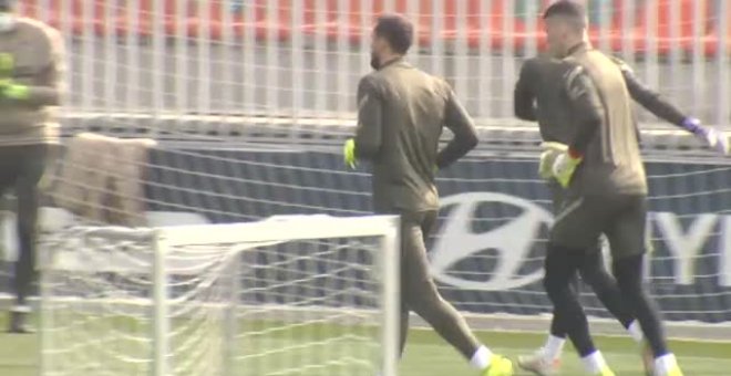 Último entrenamiento del Atleti antes del derbi frente al Real Madrid