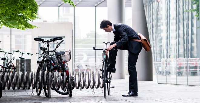 Otras miradas - Pedalear para ir al trabajo salva vidas