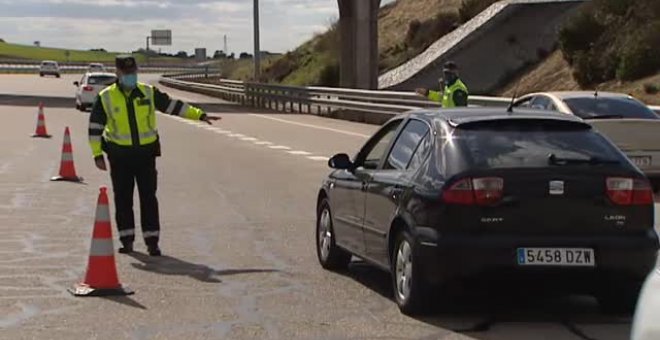 Se intensifican los controles en carretera en el puente de San José