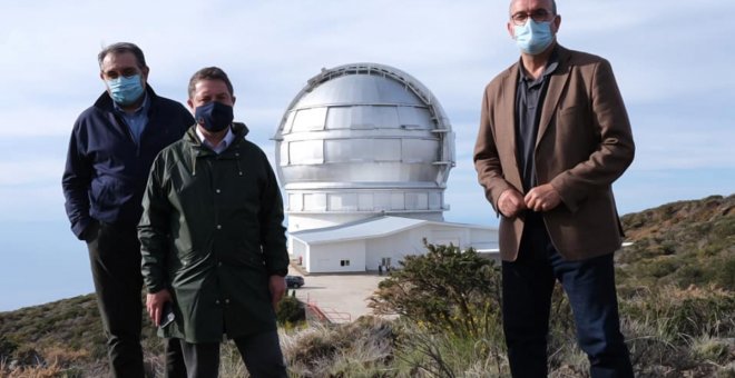 Polémica por un viaje de Page a Canarias en medio del cierre perimetral de Castilla-La Mancha