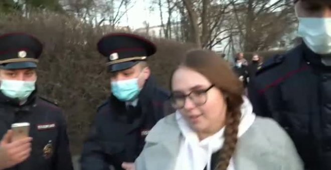 Un millar de detenidos en las protestas para exigir que Navalny reciba tratamiento médico en Rusia