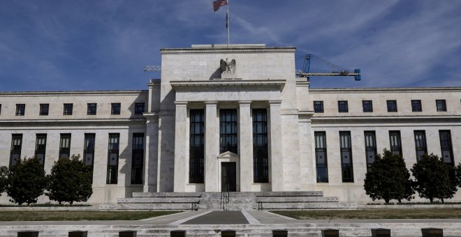 La Fed ve un "fortalecimiento" de la economía de EEUU mientras mantiene los tipos entorno al 0%