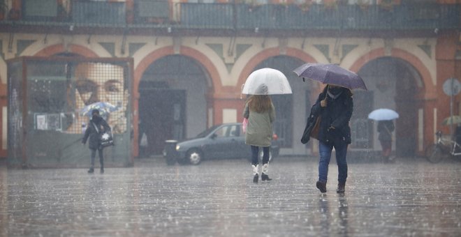 Una DANA pone en alerta por tormentas fuertes a siete comunidades