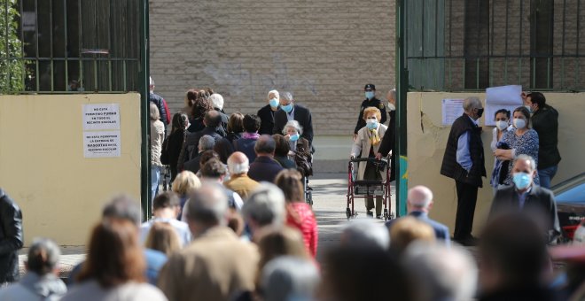 Los ciudadanos que estén en la cola antes de las 20.00 horas podrán ejercer su derecho al voto