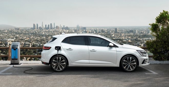 El Renault Megane E-Tech, ahora en formato compacto, ya tiene precios en España