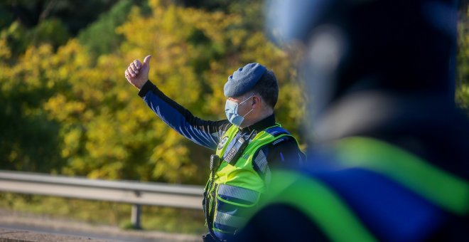 El estado de alarma termina este domingo en España con incertidumbre jurídica más de un año después del inicio de la pandemia