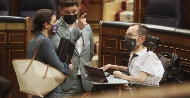 Tormenta en el PSOE por su posición en el Congreso ante la 'ley trans'