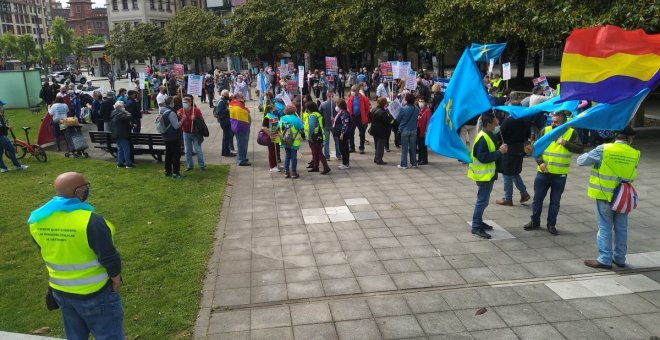 El movimiento de pensionistas alerta en Xixón del intento de "convertir el derecho a una pensión digna en un negocio"