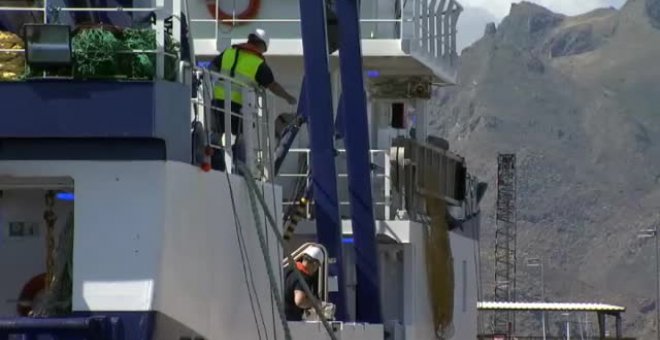 Llega a Tenerife el buque que rastreará el fondo marino en busca de pistas sobre el paradero de las pequeñas Olivia y Anna