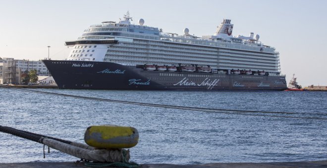 València reobre el trànsit de creuers entre polèmiques per l'impacte econòmic i ecològic